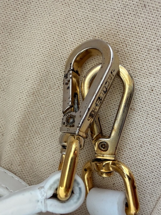 Jacquemus Le Grand Chiquito Leather Bag - Picture 10 of 13